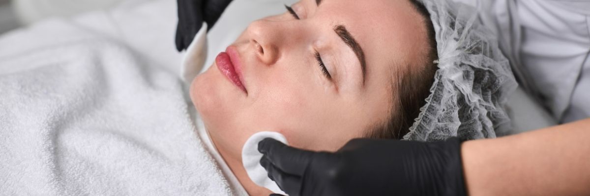 En Etkili Yüz Temizleme Ürünü Nasıl Seçilir